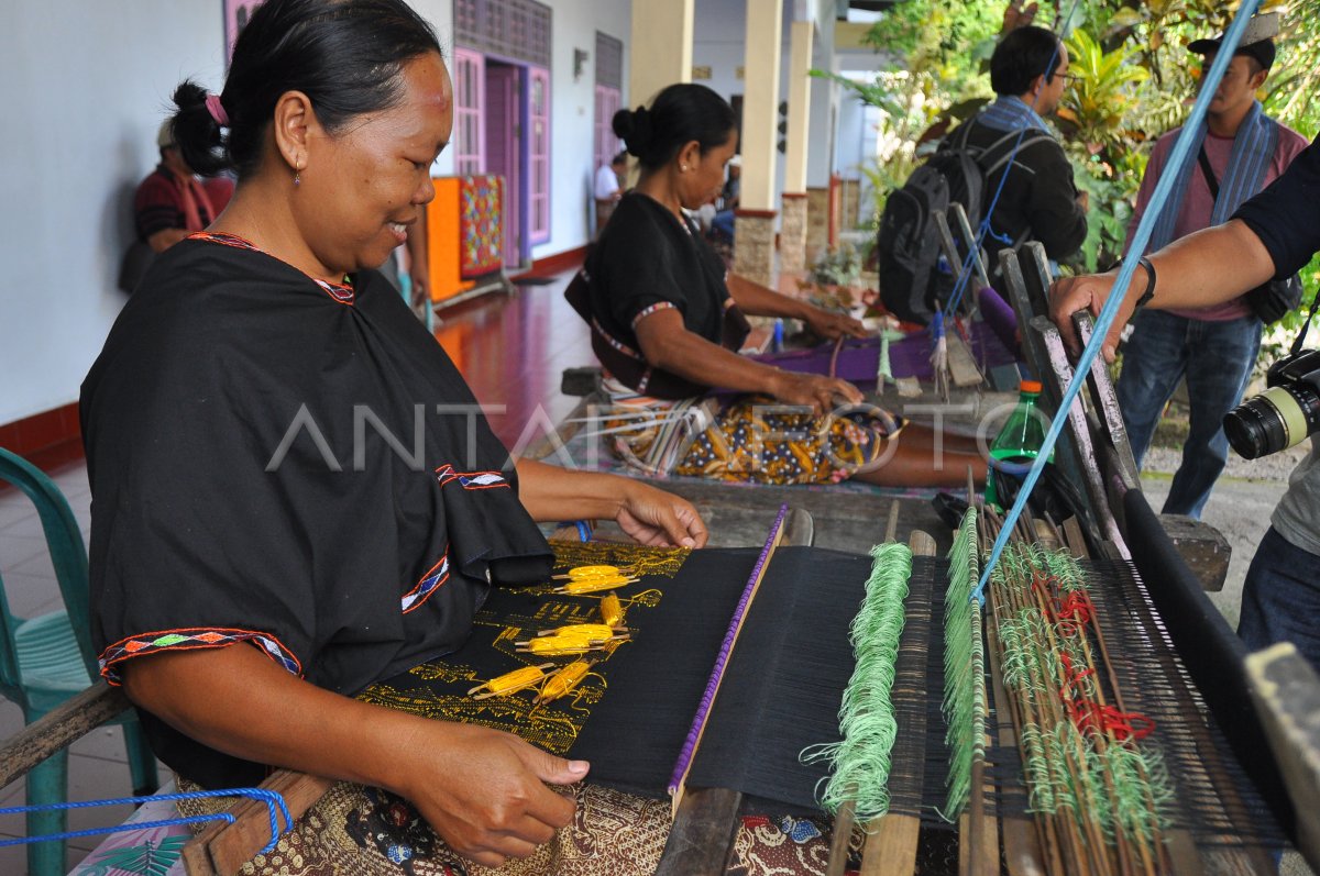 PENGEMBANGAN DESA WISATA NTB | ANTARA Foto