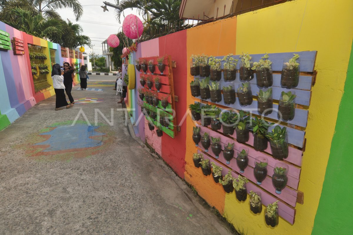 KESADARAN MEWUJUDKAN LINGKUNGAN ASRI | ANTARA Foto