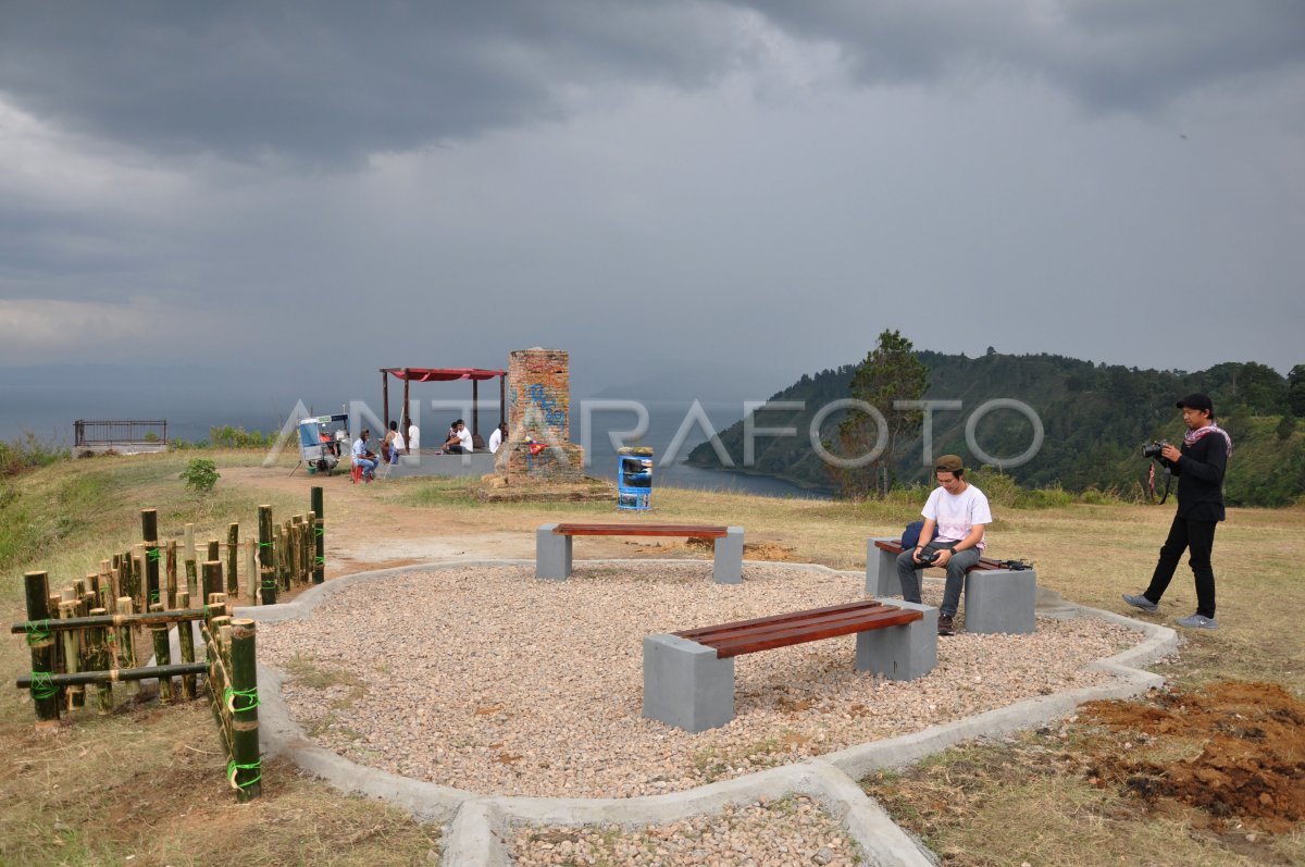 Lokasi Wisata Raja Dan Ratu Belanda Di Danau Toba Antara Foto