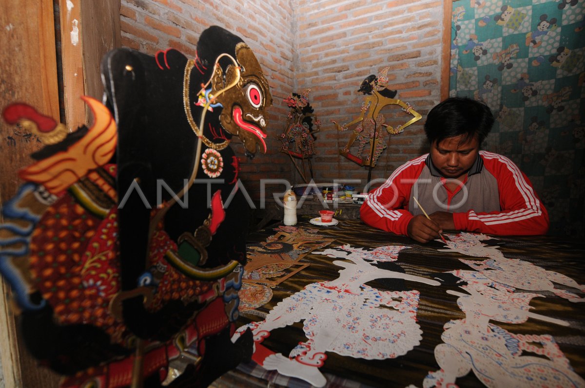 Kerajinan Wayang Kulit Di Klaten Antara Foto