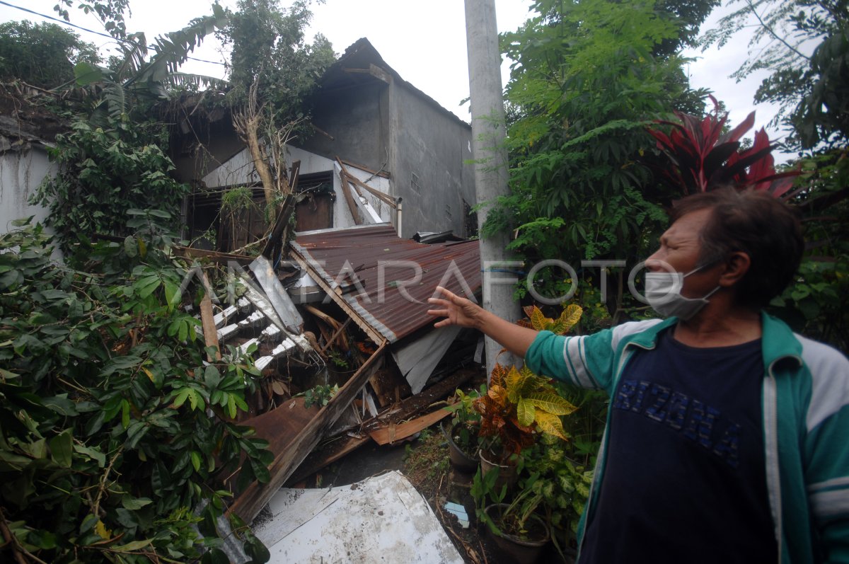 BENCANA LONGSOR DI MANADO | ANTARA Foto