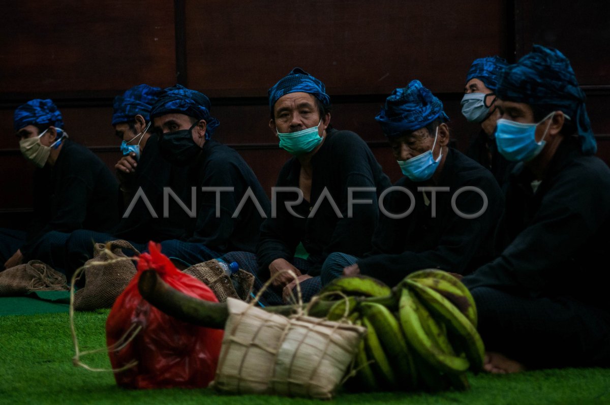 GELARAN TRADISI SEBA BADUY