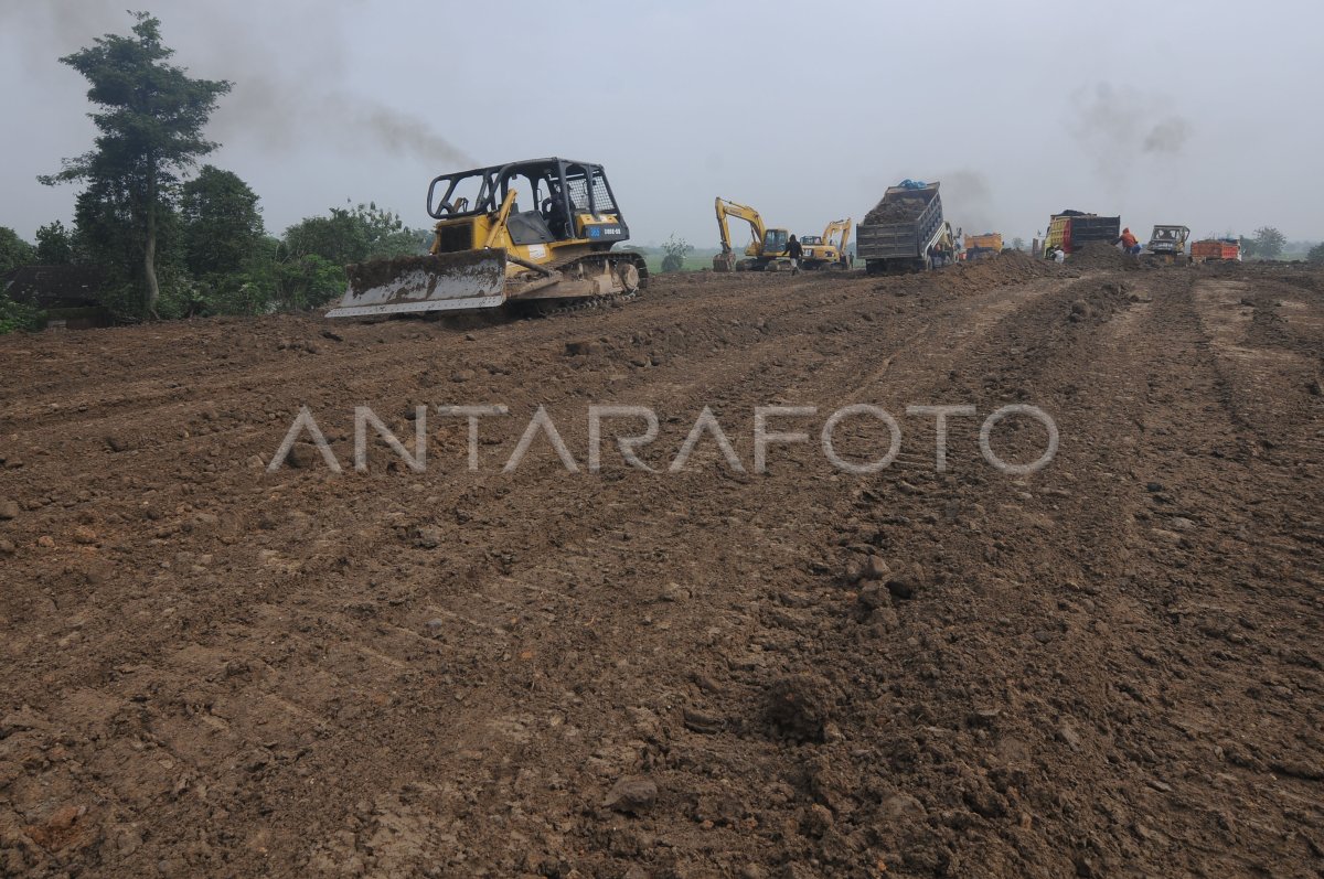 TARGET PEMBANGUNAN TOL SOLO-YOGYAKARTA-KULONPROGO | ANTARA Foto