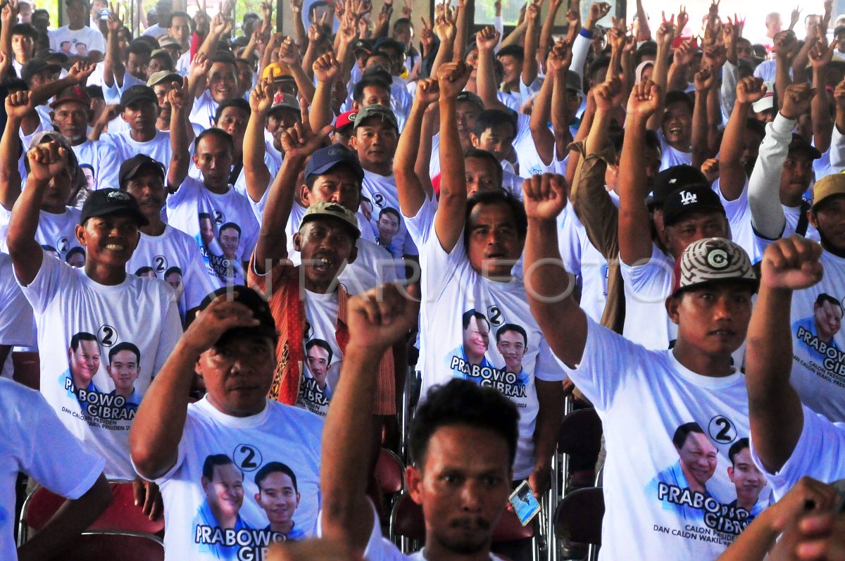 Deklarasi Petani Dukung Prabowo-Gibran Di Kudus | ANTARA Foto