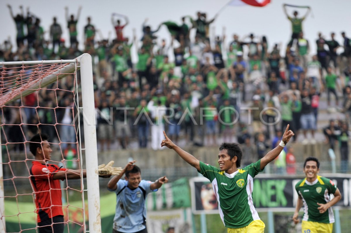LIGA PRIMER INDONESIA ANTARA Foto
