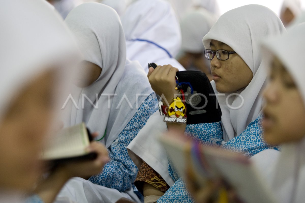 Menyambut Nuzulul Quran Antara Foto