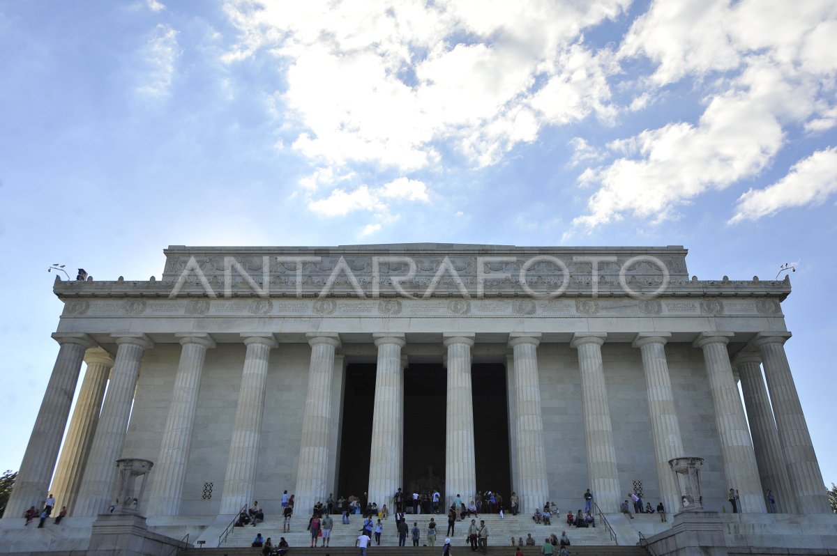 ABRAHAM LINCOLN MEMORIAL ANTARA Foto