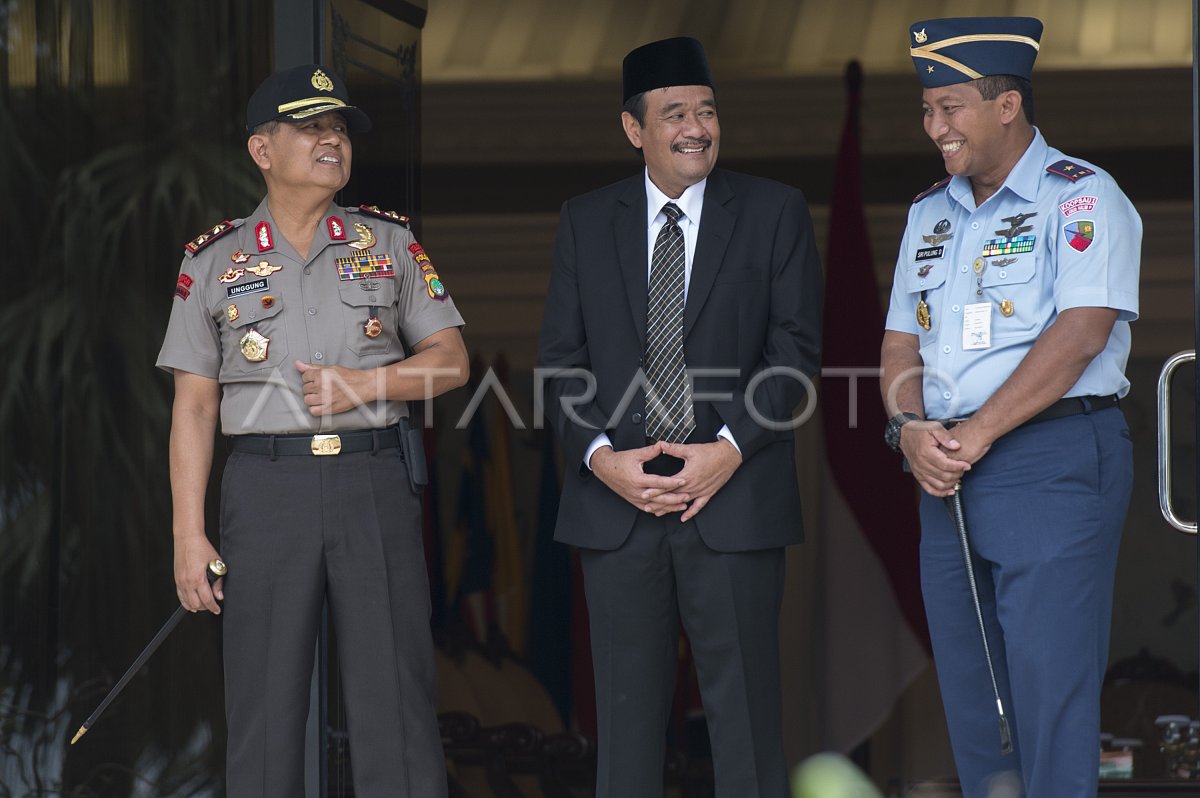 JOKOWI BERTOLAK KE MALAYSIA | ANTARA Foto