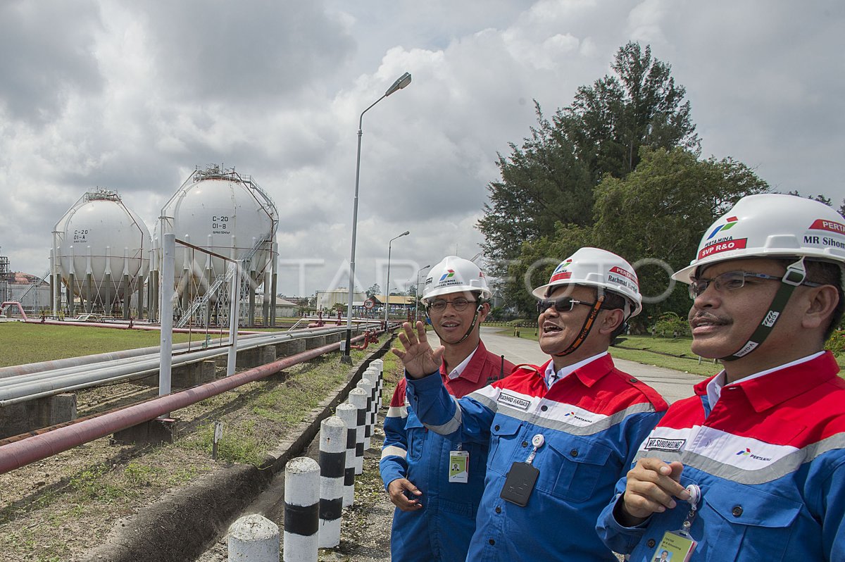 PEMBANGUNAN KILANG MINYAK PERTAMINA | ANTARA Foto