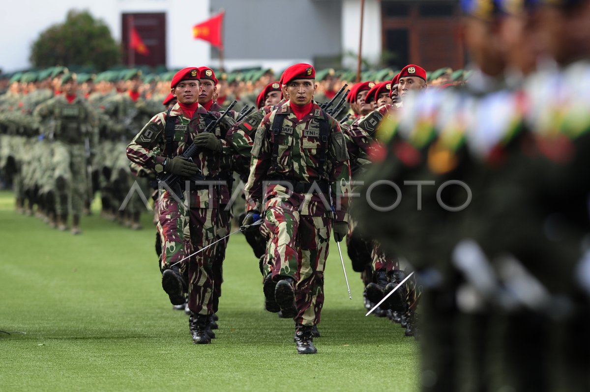 DEFILE PASUKAN SERTIJAB KSAD | ANTARA Foto