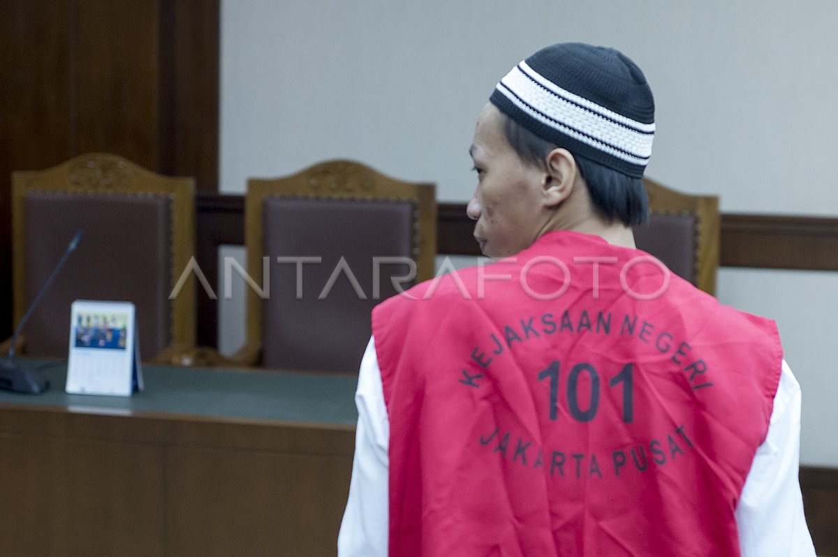 PUTUSAN KASUS PEMBUNUHAN SISWI SMP | ANTARA Foto