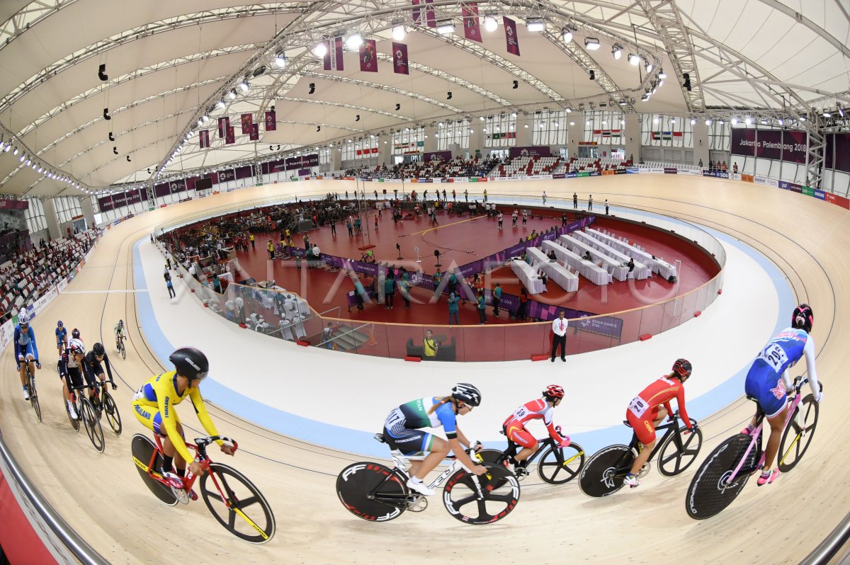 Omnium Putri Scratch Race Balap Sepeda Trek Antara Foto 4092