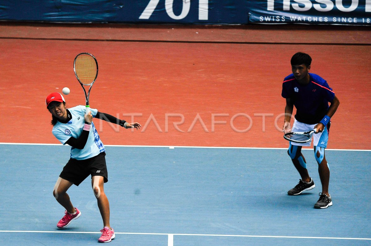 FINAL SOFT TENNIS GANDA CAMPURAN | ANTARA Foto