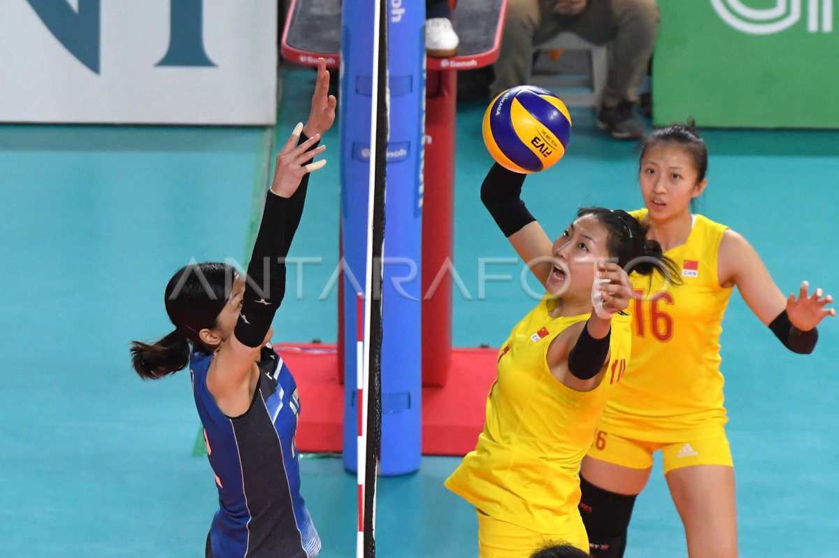VOLI PUTRI CHINA Vs JEPANG | ANTARA Foto