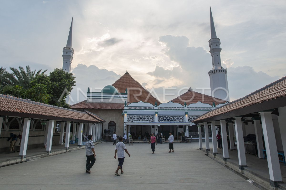 Revitalisasi Masjid Luar Batang Antara Foto