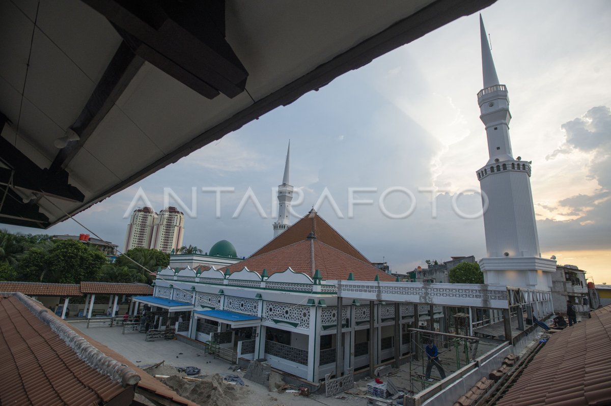 Revitalisasi Masjid Luar Batang Antara Foto