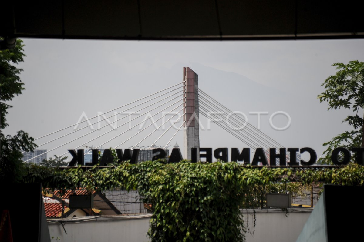 PERUBAHAN NAMA JEMBATAN LAYANG PASUPATI | ANTARA Foto