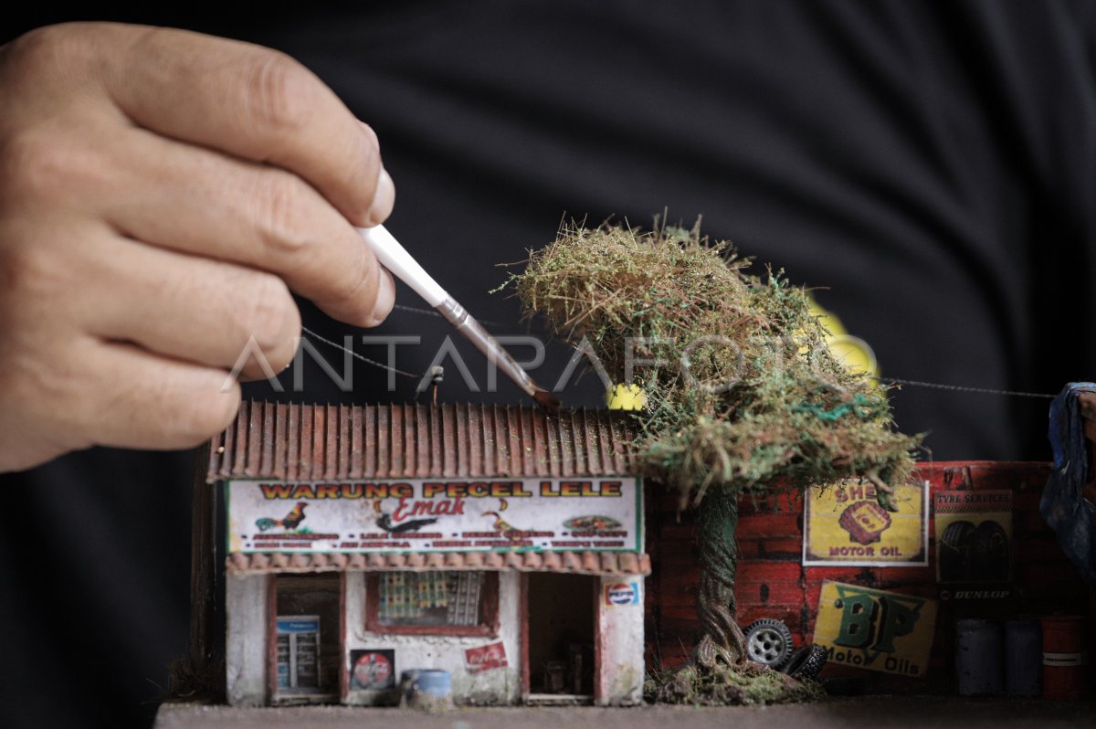 Kerajinan Diorama Berbahan Daur Ulang Sampah Antara Foto 1315