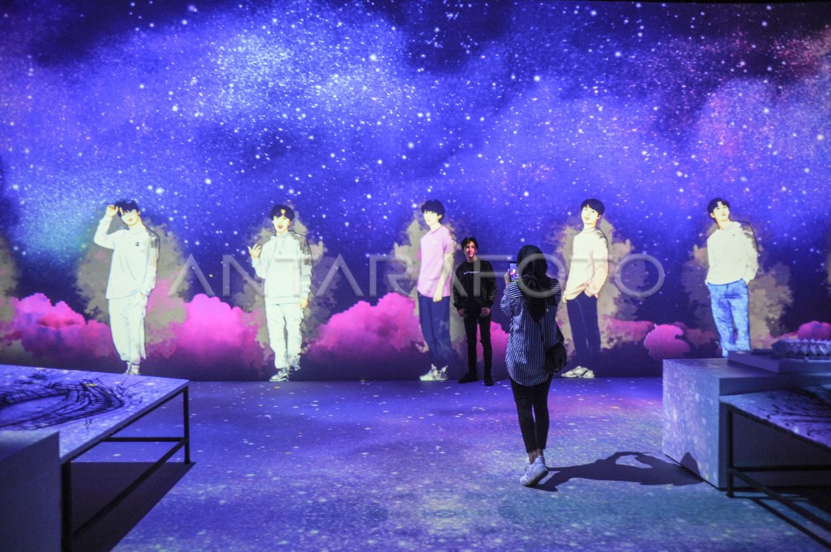 PERTUNJUKAN VIDEO MAPPING DI BANDUNG