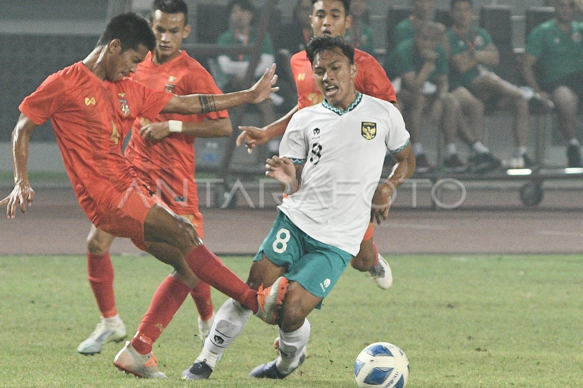 PIALA AFF U-19 INDONESIA LAWAN MYANMAR | ANTARA Foto