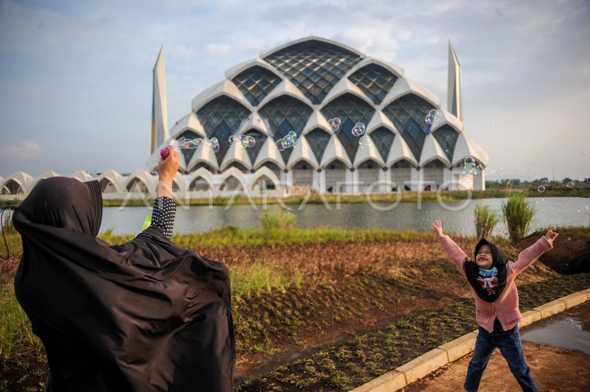 PROGRES PEMBANGUNAN MASJID AL JABBAR | ANTARA Foto