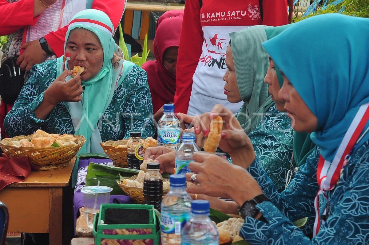 LOMBA MAKAN PEMPEK DI KAMPUNG KREATIF