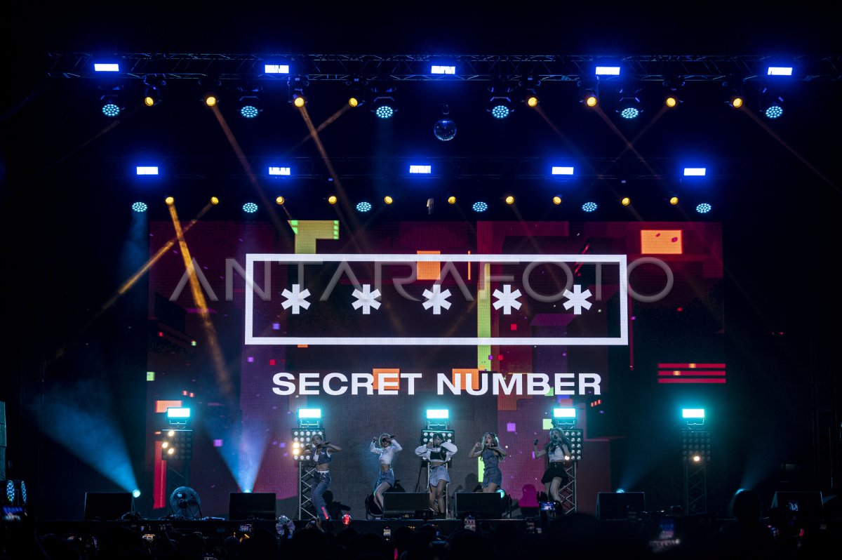 PENAMPILAN SECRET NUMBER DI JOYLAND FESTIVAL 2022 | ANTARA Foto