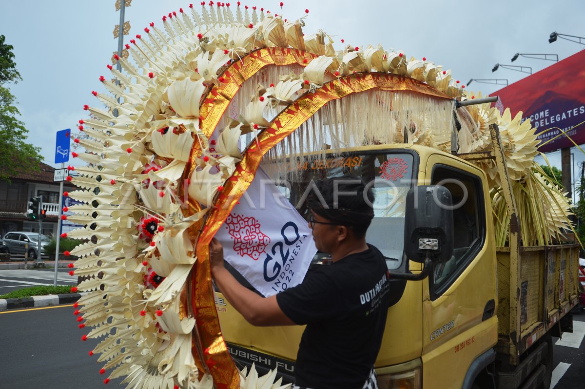 Pemasangan Penjor Sambut Ktt G20 Bali Antara Foto