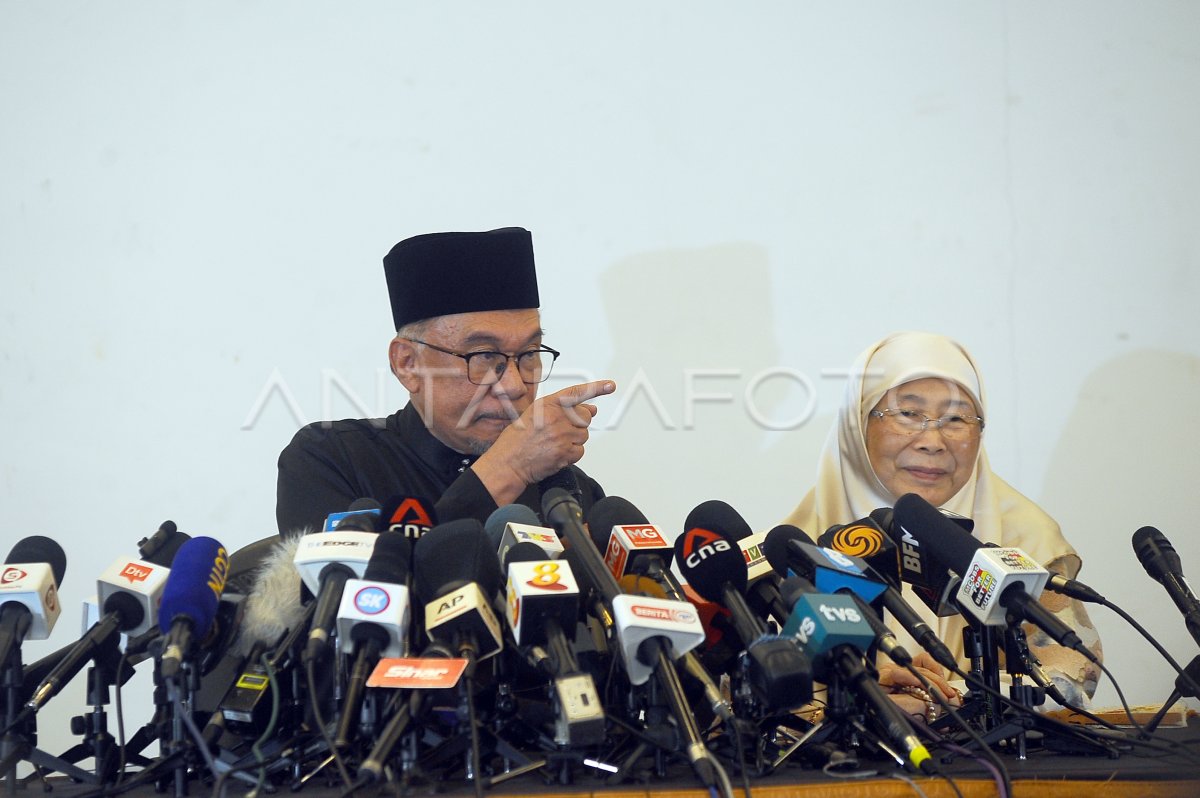 ANWAR IBRAHIM PERDANA MENTERI MALAYSIA KE-10 | ANTARA Foto