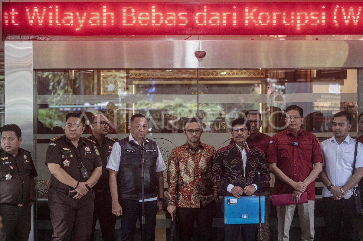 KEJAGUNG PERIKSA MENKOMINFO TERKAIT KASUS KORUPSI BTS | ANTARA Foto