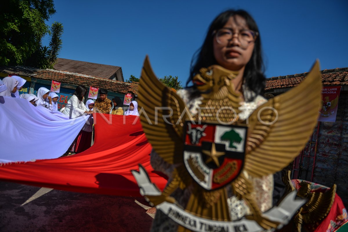 Upacara Peringatan Hari Lahir Pancasila Di Bandung | ANTARA Foto