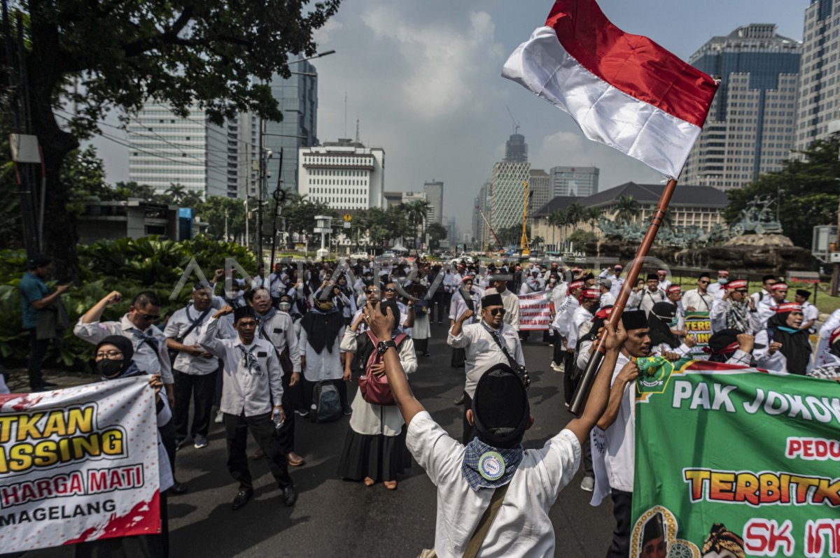 Aksi forum guru di Jakarta