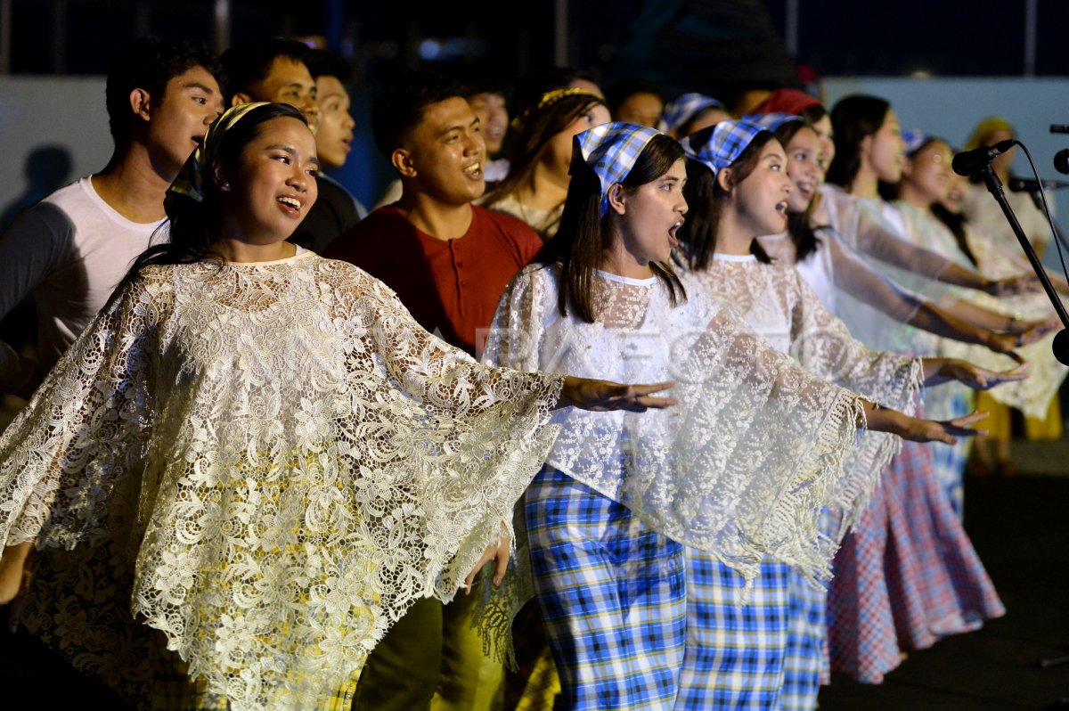 Choir on the Beach di Bali