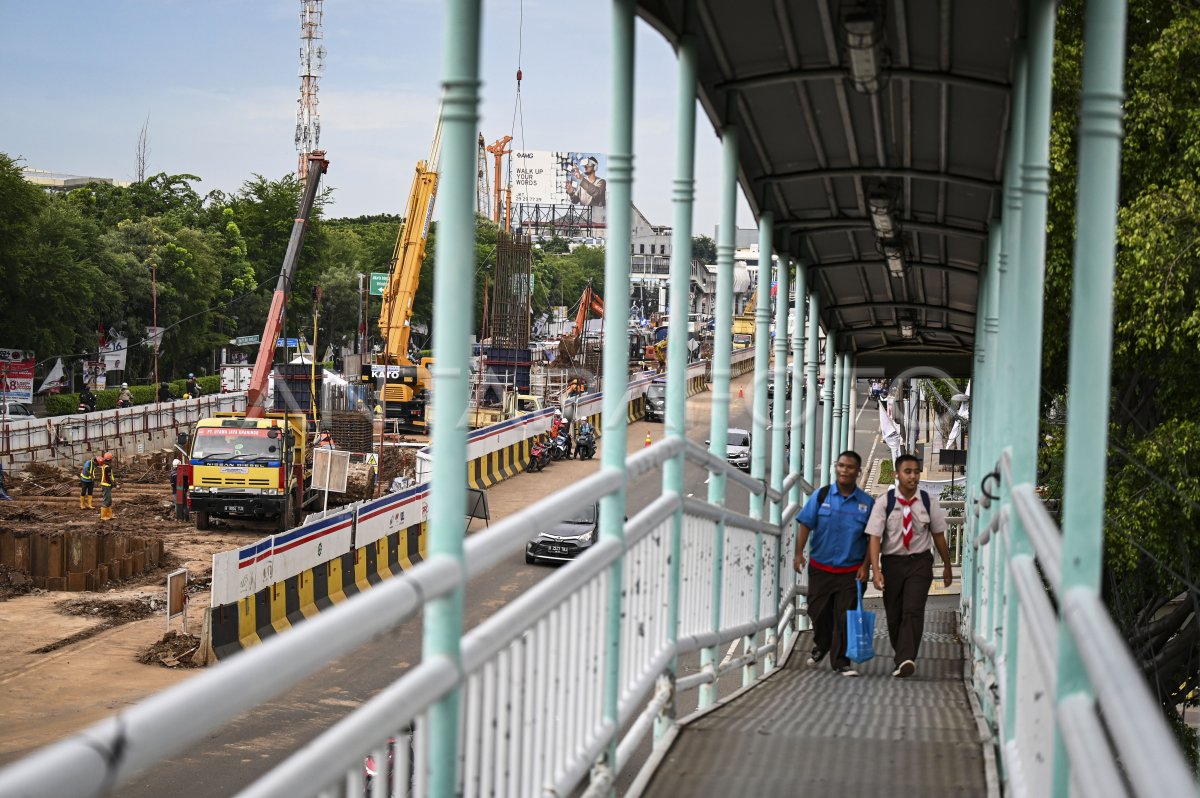 LRT Jakarta Velodrome-Manggarai Ditargetkan Beroperasi 2026 | ANTARA Foto