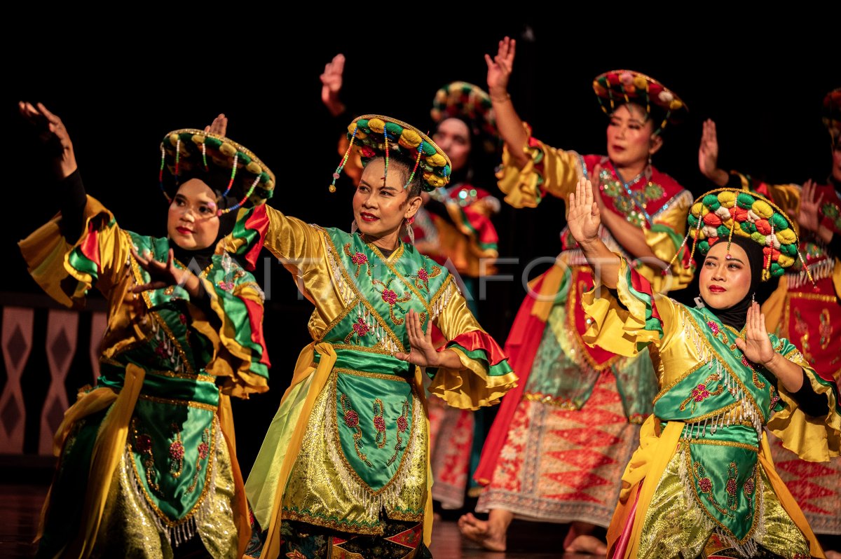 Pertunjukan hasil latihan seni tari Betawi | ANTARA Foto