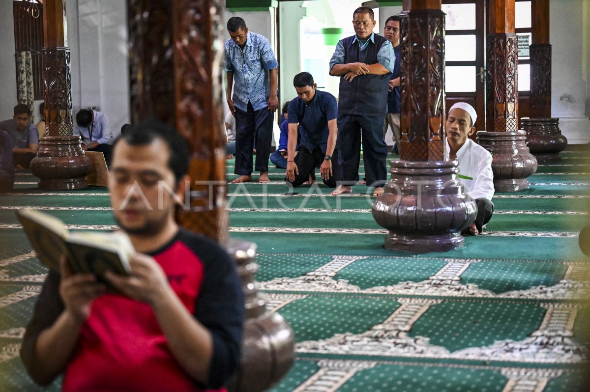 Cagar Budaya Masjid Hidayatullah Jakarta Antara Foto