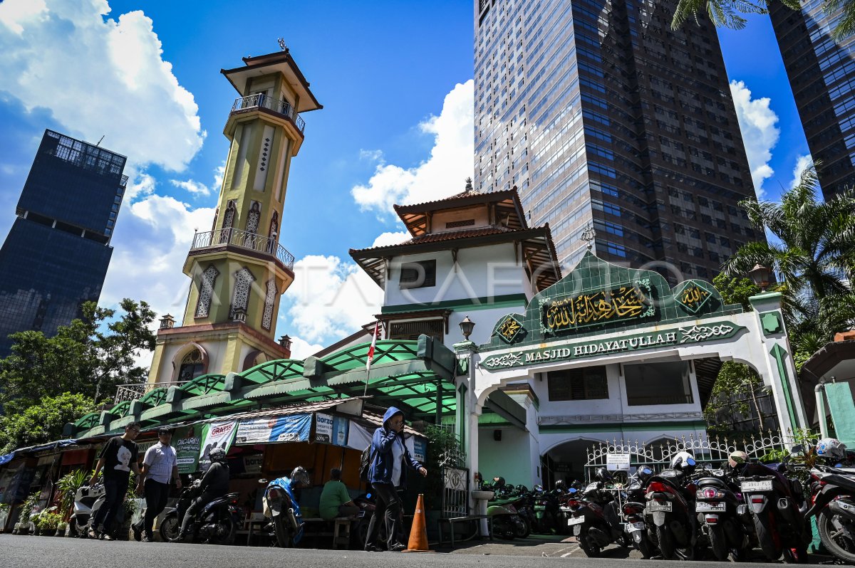 Cagar Budaya Masjid Hidayatullah Jakarta Antara Foto