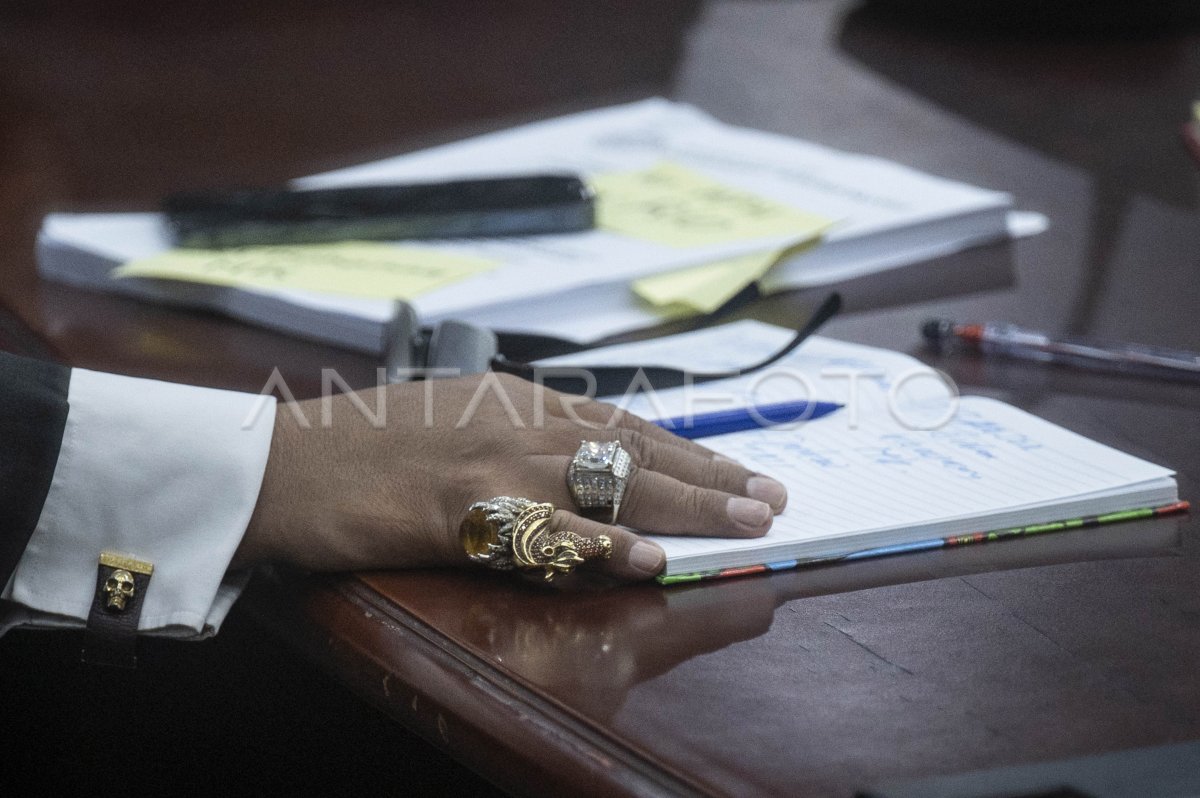 Sidang Perdana Perselisihan Hasil Pilpres 2024 Antara Foto