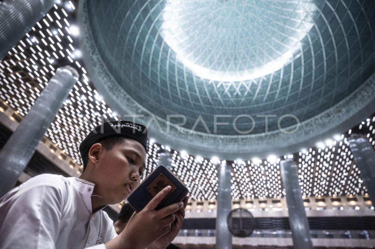 indonesia-quran-hours-2024-di-masjid-istiqlal-antara-foto