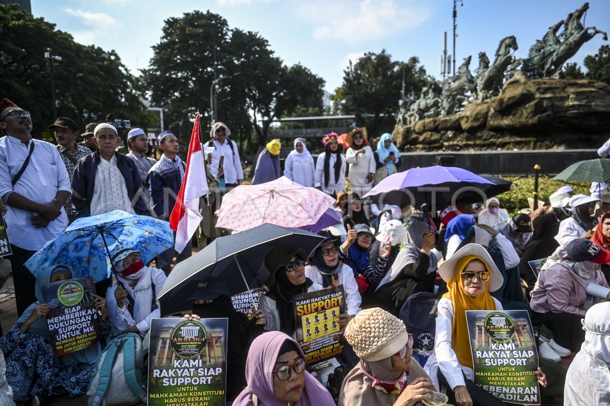 Aksi Jelang Putusan Sengketa Pilpres 2024 Antara Foto