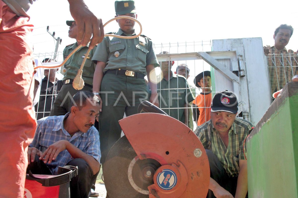 TRAVO PEMBANGKIT LISTRIK ANTARA Foto