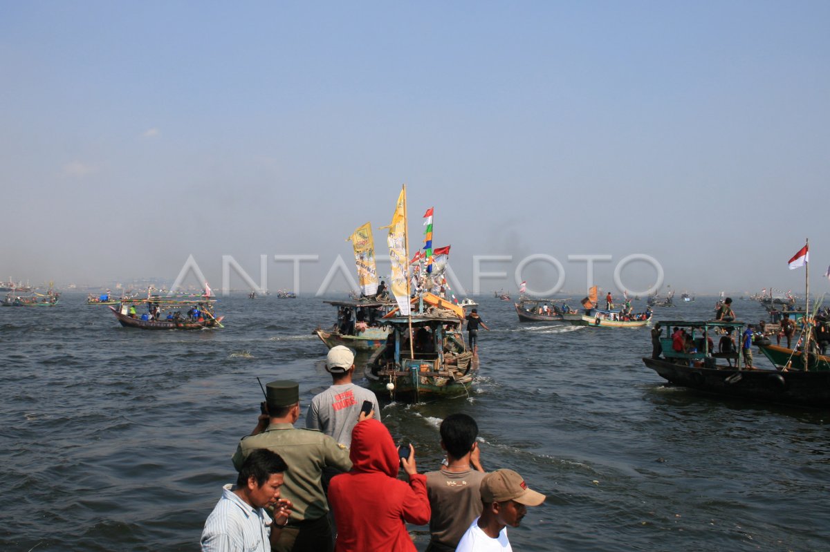 PESTA LAUT NADRAN | ANTARA Foto