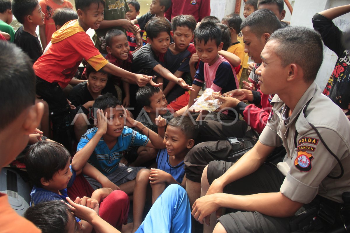 PEMULIHAN TRAUMA ANAK | ANTARA Foto