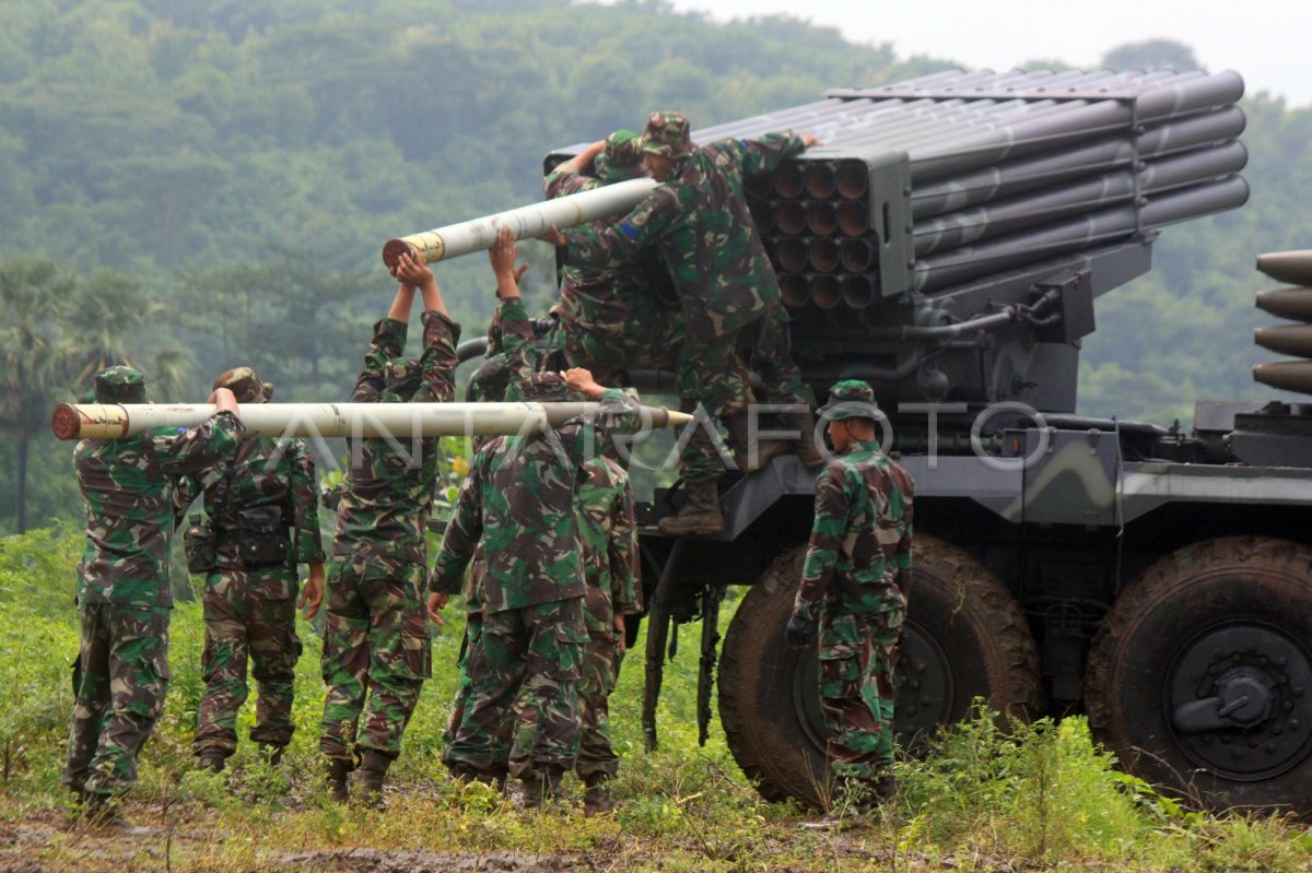 LATIHAN TNI-AL | ANTARA Foto