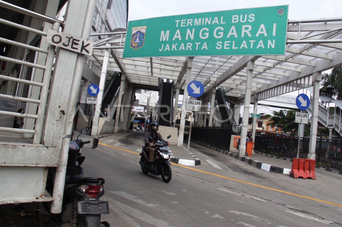 PENGELOLAAN TERMINAL DI JAKARTA ANTARA Foto