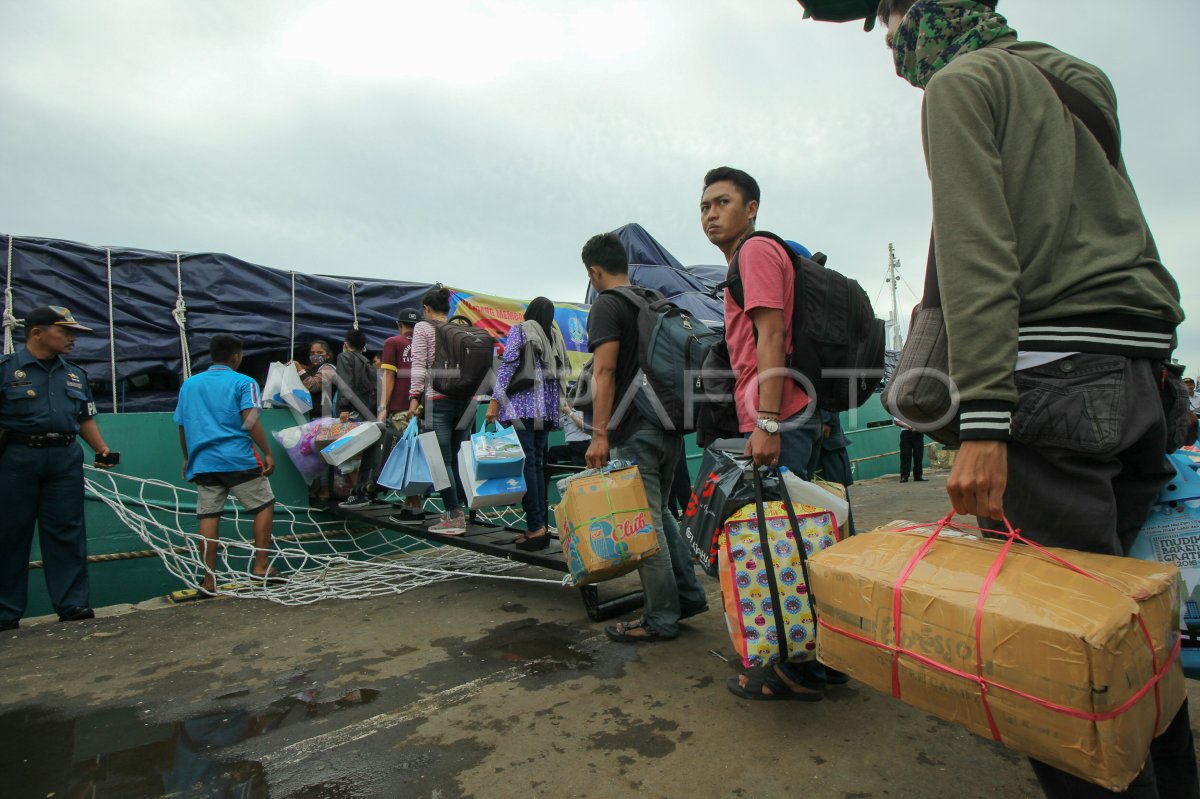 MUDIK GRATIS KAPAL LAUT | ANTARA Foto