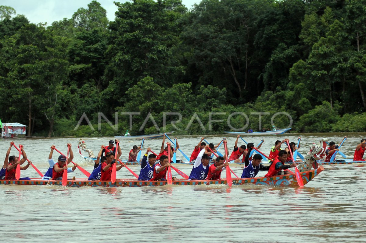 Balap Perahu Ketinting Antara Foto