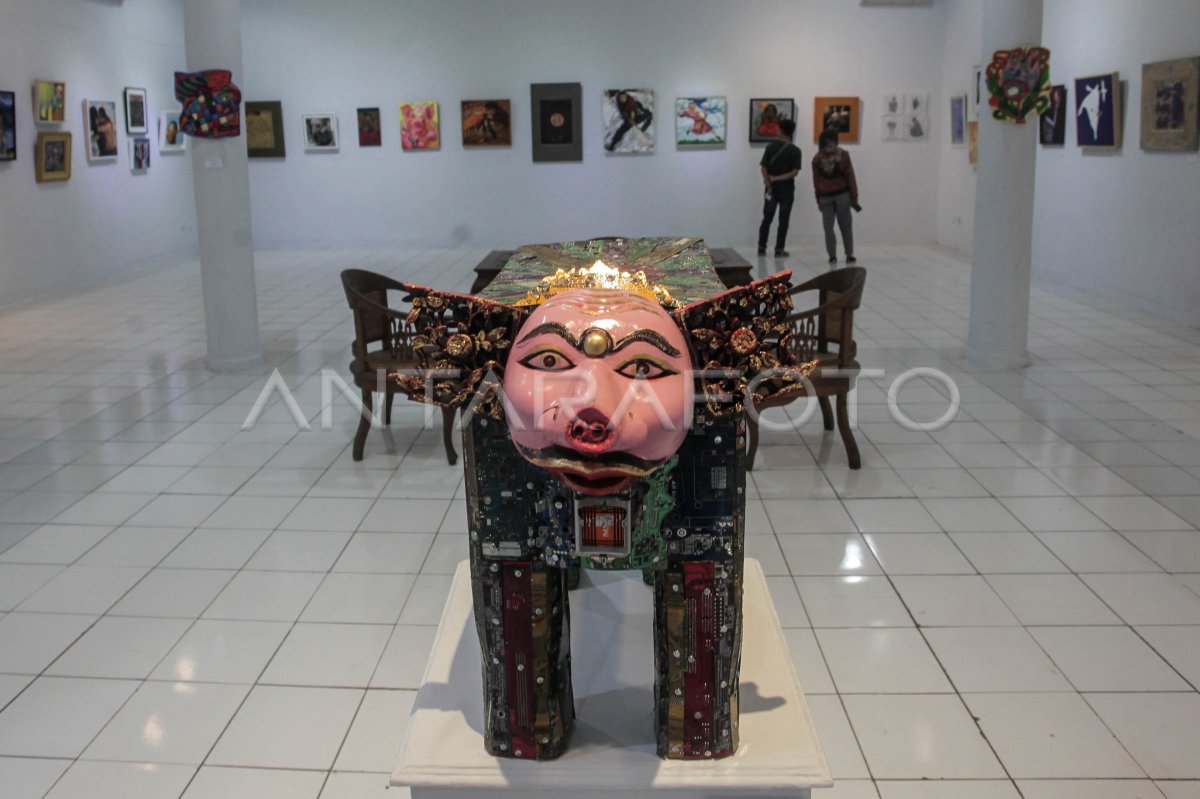 Pameran Seni Rupa Imlek Antara Foto