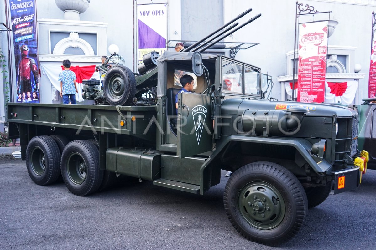 Pameran Alutsista Tni Di Yogyakarta Antara Foto