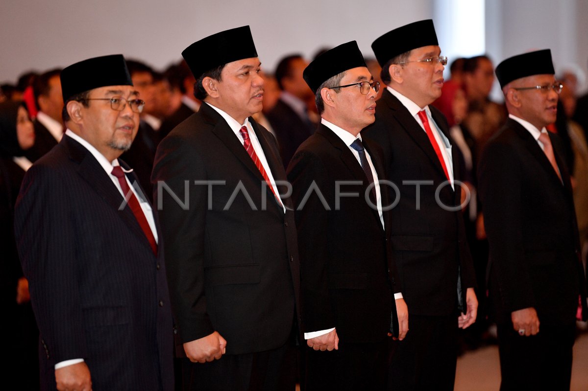 SUMPAH JABATAN ANGGOTA BPK 2019-2024 | ANTARA Foto